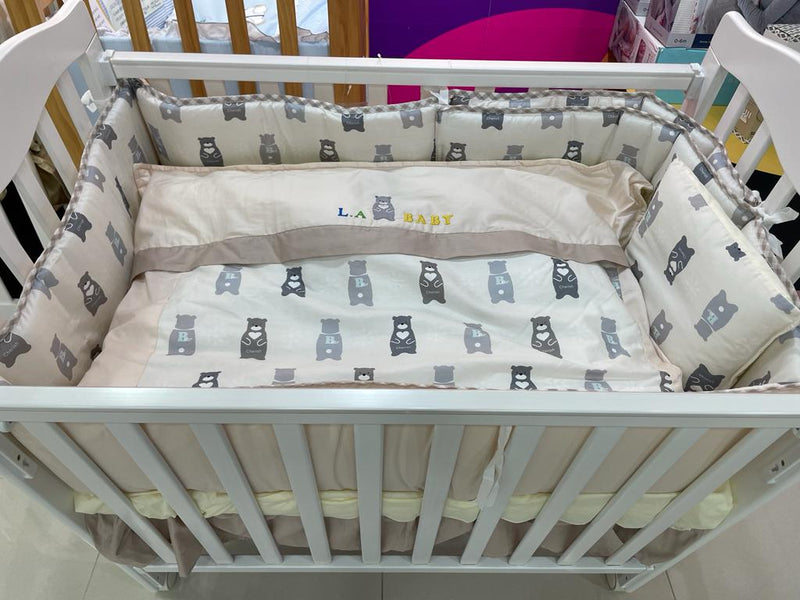 LA BABY 90 嬰兒木床(原木/白色) 送床褥 + 床上套裝6件裝